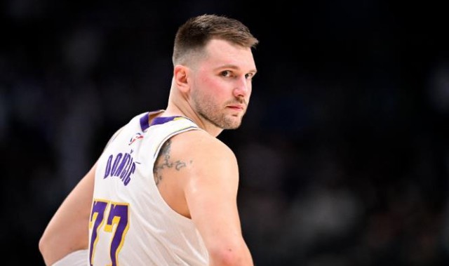 glow-kaiyun.com-生涯第29次！差4次超哈登：他发力要抢MVP！